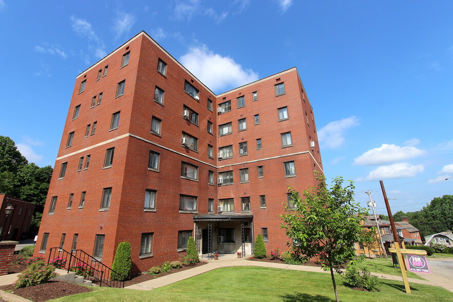 Primary Photo - Fieldbrook Apartments