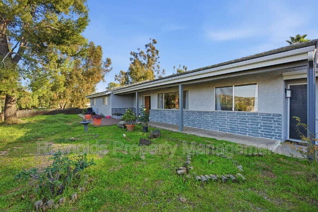 Building Photo - 1953 Granite Hills Dr