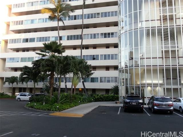 Building Photo - 500 University Ave