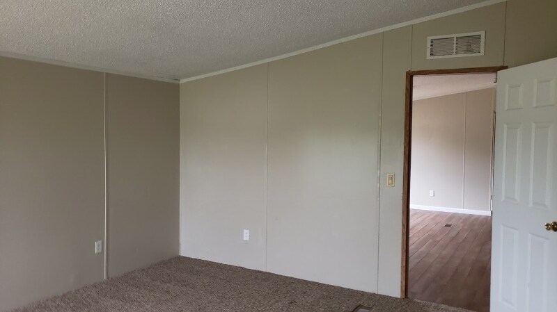 Building Photo - 1124 Eulalia Ln