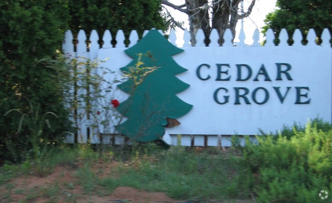 Building Photo - Cedar Grove