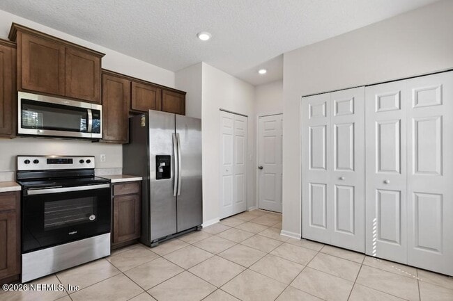 Building Photo - 909 Capitol Pkwy