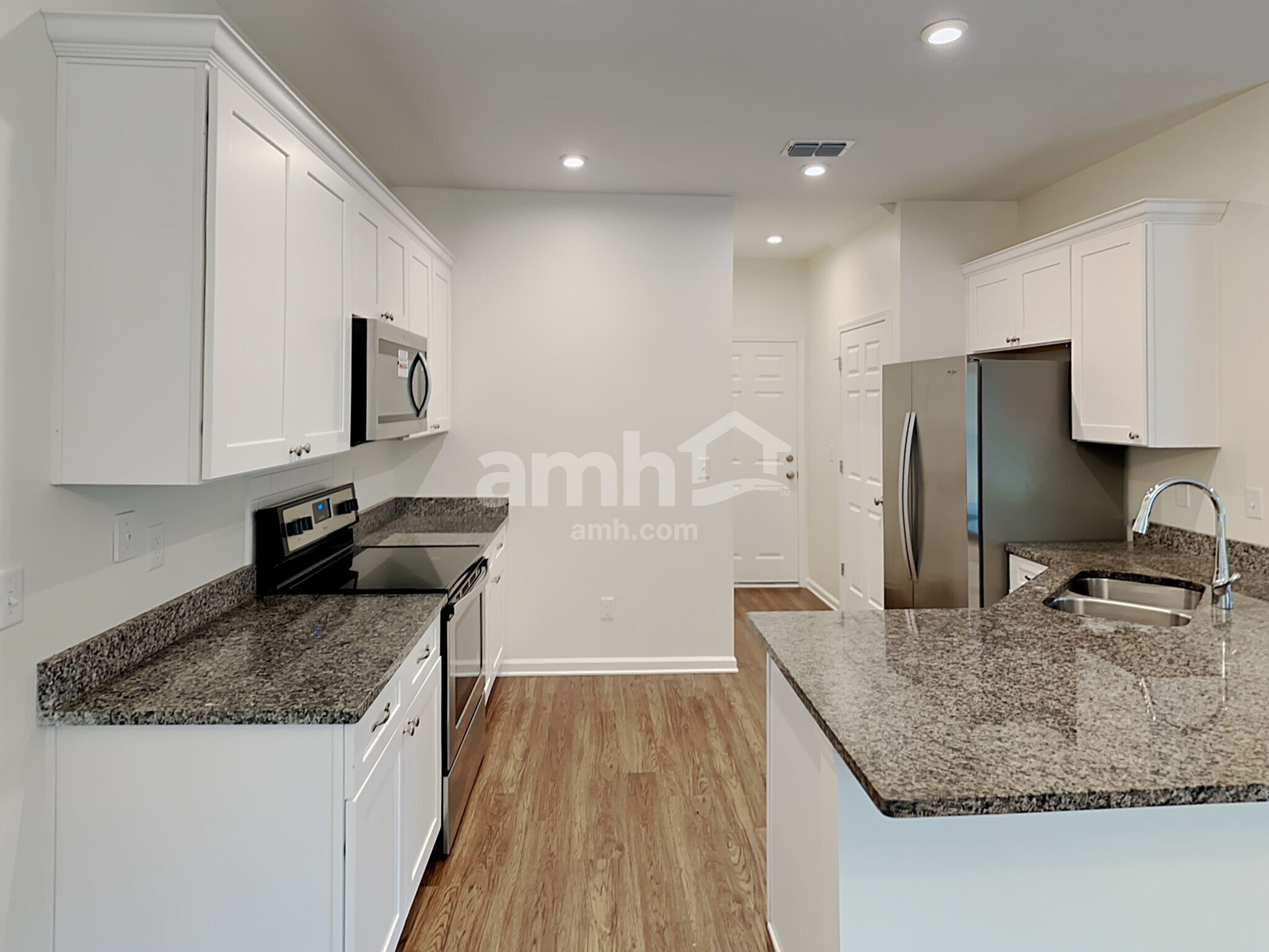 Building Photo - 212 W Jayce Way