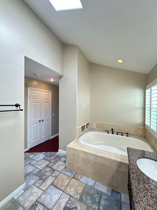 Building Photo - Downtown Huntington Beach - Beachfront Gorgeous Home - Stunning Remodel!!!