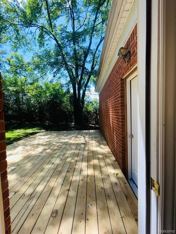 Building Photo - 33910 Playview Ct