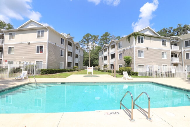 Primary Photo - 4000 SW 23rd St