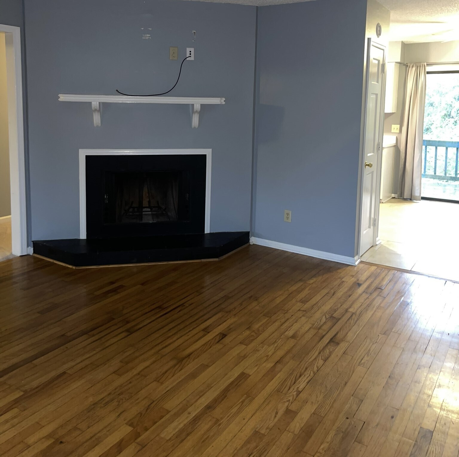 Building Photo - 4147 Spirea Dr