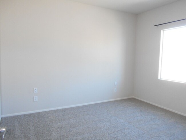 Building Photo - 4655 Moonbow Ave