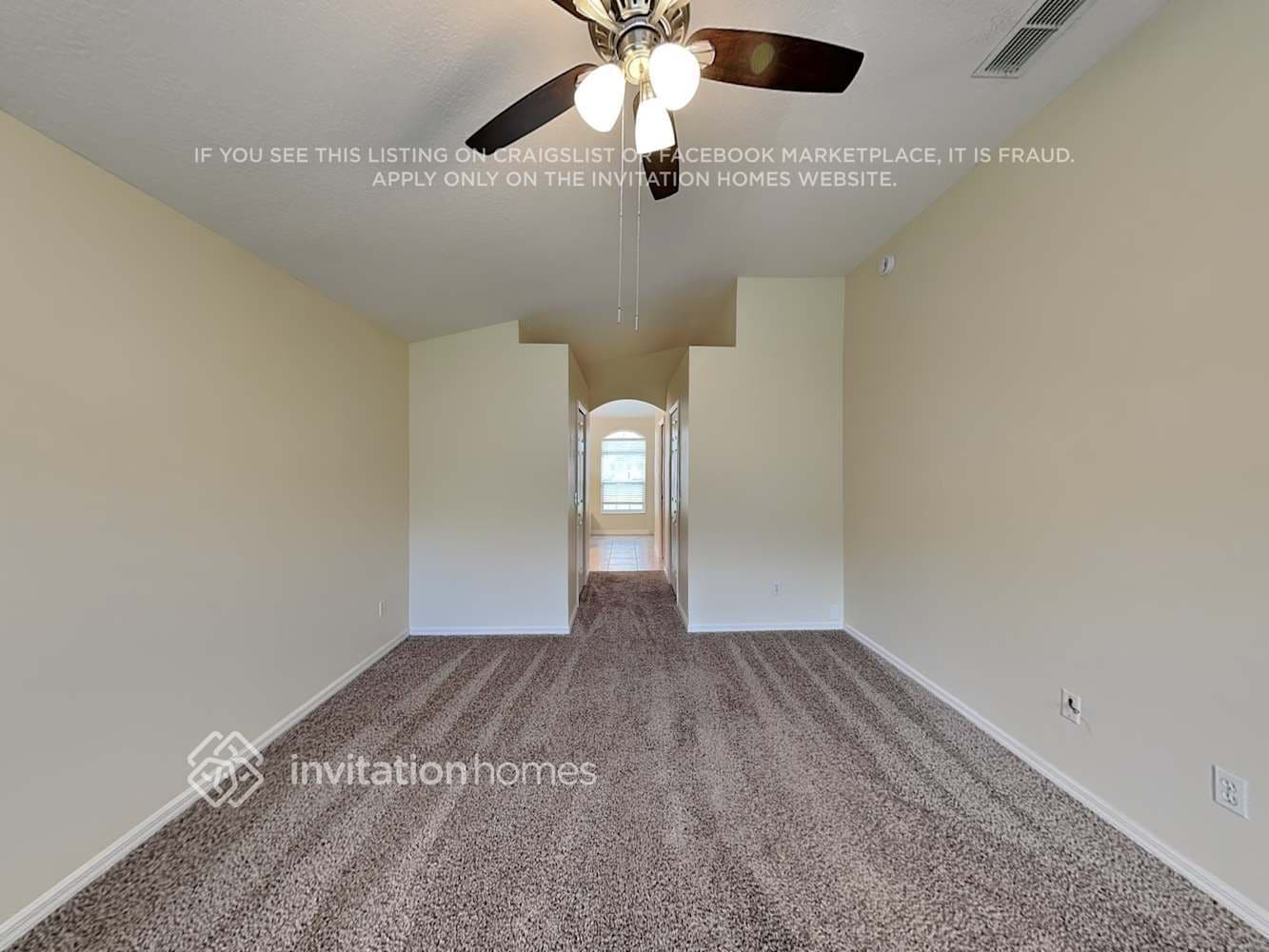 Building Photo - 370 Pine Springs Dr
