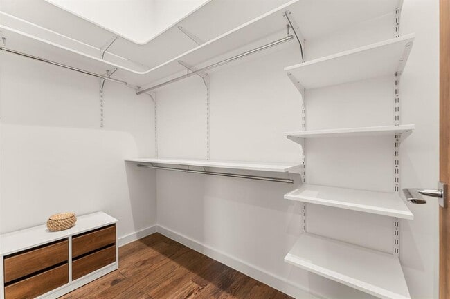 Building Photo - 14707 Little Fox Trail