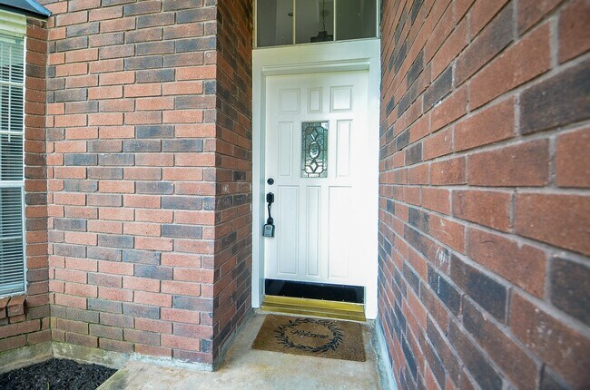 Building Photo - 1206 Green Knoll Dr