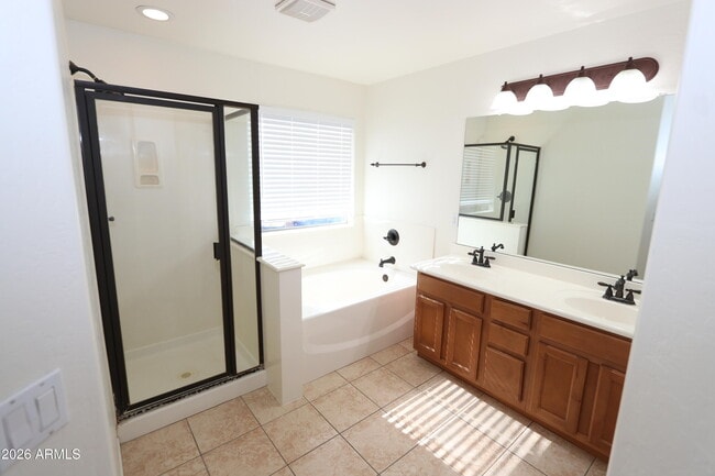 Building Photo - 6631 S 45th Glen