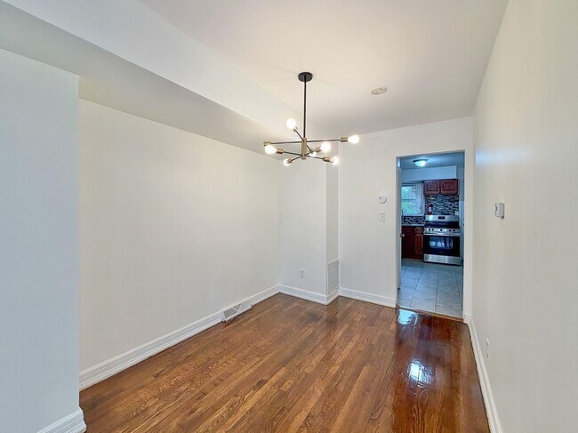 Building Photo - 8 Van Nostrand Ave