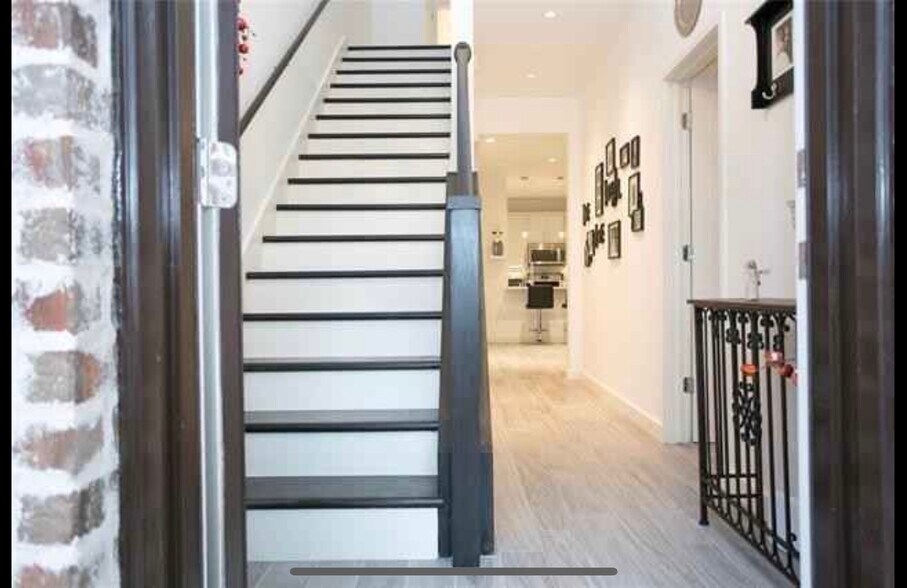 Building Photo - 6737 Firenze Ln