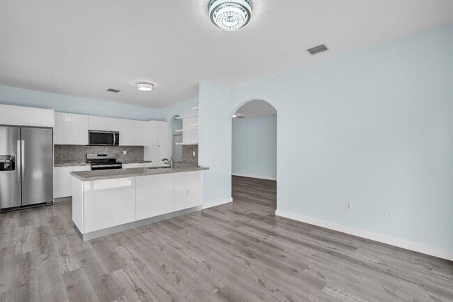 Building Photo - 15452 SW 138th Terrace