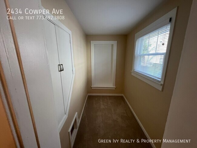Building Photo - 2434 Cowper Ave