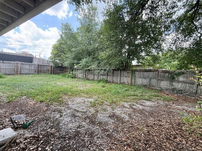 Building Photo - 5801 Judy Dee Dr