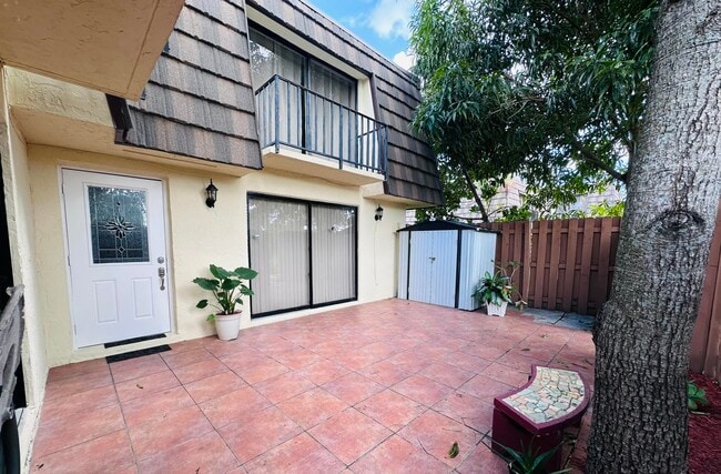 Building Photo - 1534 Forest Lakes Cir