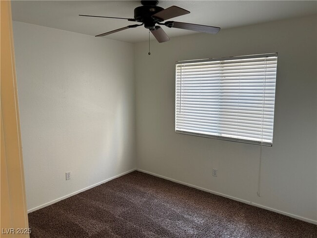 Building Photo - 9836 Double Rock Dr