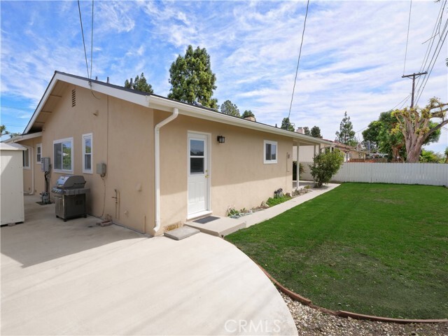 Building Photo - 27665 Longhill Dr