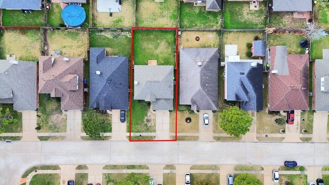 Building Photo - 6411 Bright Falls Ln