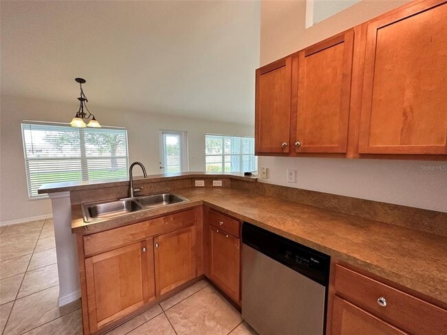 Building Photo - 1401 Vermouth Ln