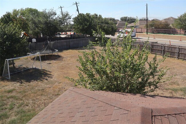 Building Photo - 5204 Mathra Dr