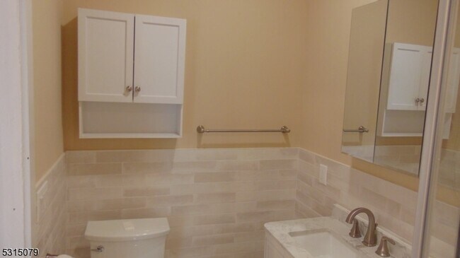 Building Photo - 26 Harrison St