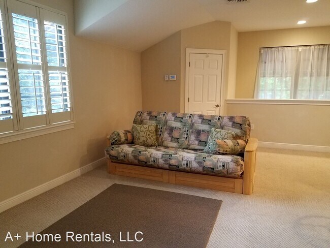 Building Photo - 2 br, 2 bath House - 1423 Stickley Avenue ...