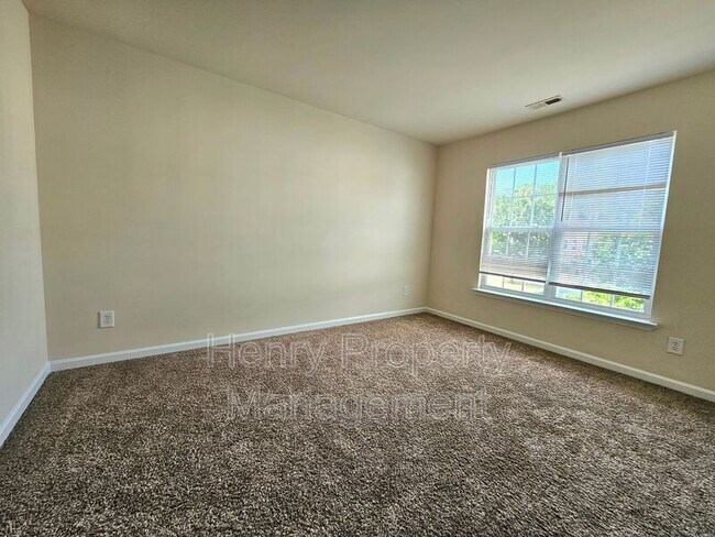 Building Photo - 417 Ruby Walk Dr