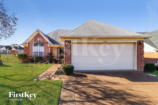 Building Photo - 1523 Beringer Dr