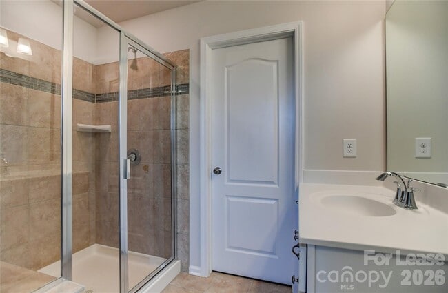 Building Photo - 12112 Ardrey Park Dr