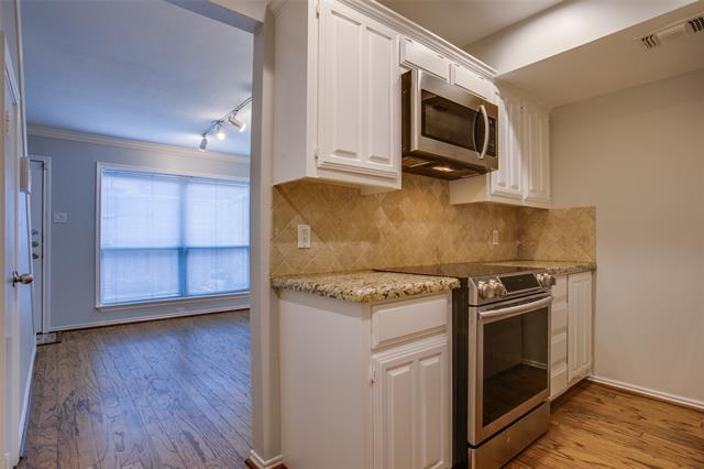 Building Photo - 4414 Buena Vista St