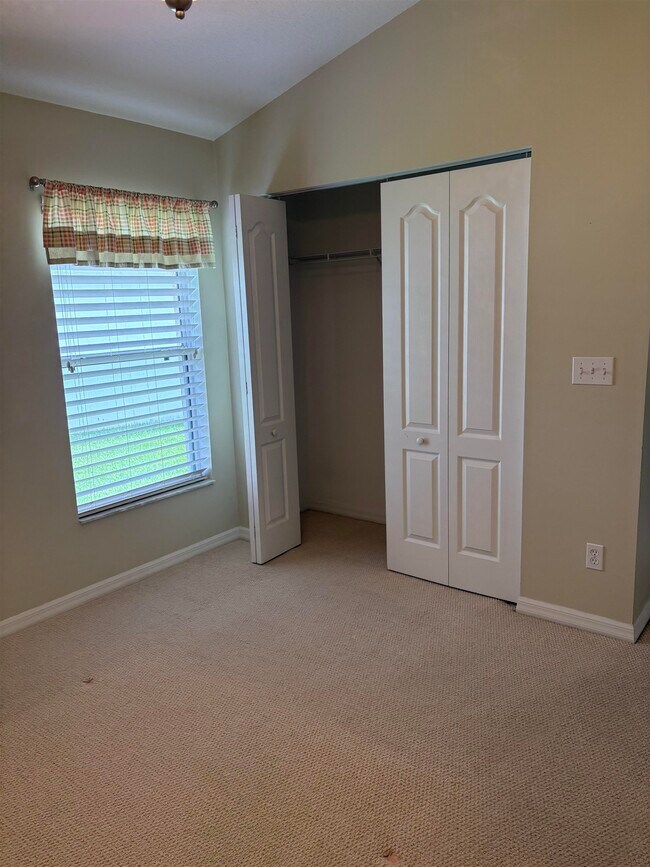 Building Photo - 900 Windward Way