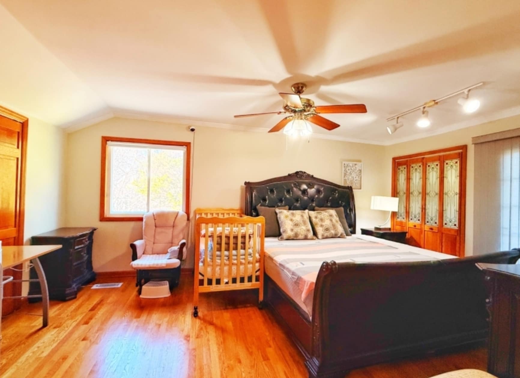 Building Photo - 592 Cabot Hill Rd