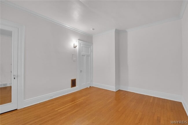 Building Photo - 610 Ashland Ave