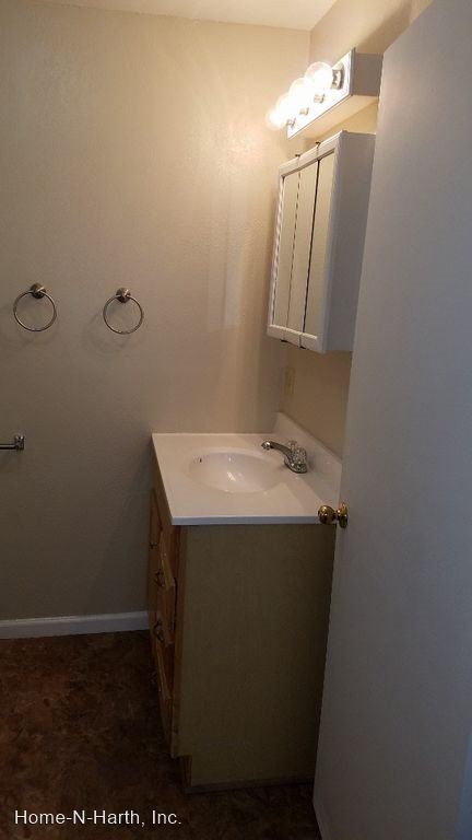 Building Photo - 6 br, 3 bath House - 5222 E Orme