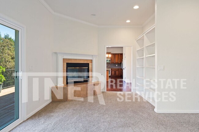 Building Photo - Stunning Views 4 Bedroom El Dorado Hills Gem