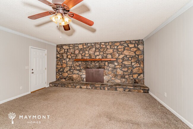 Building Photo - Charming Three Bedroom in Leeds