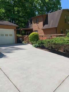 Building Photo - 247 Lakeview Ln