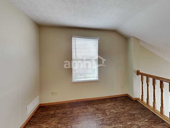 Building Photo - 268 Brandie Dr