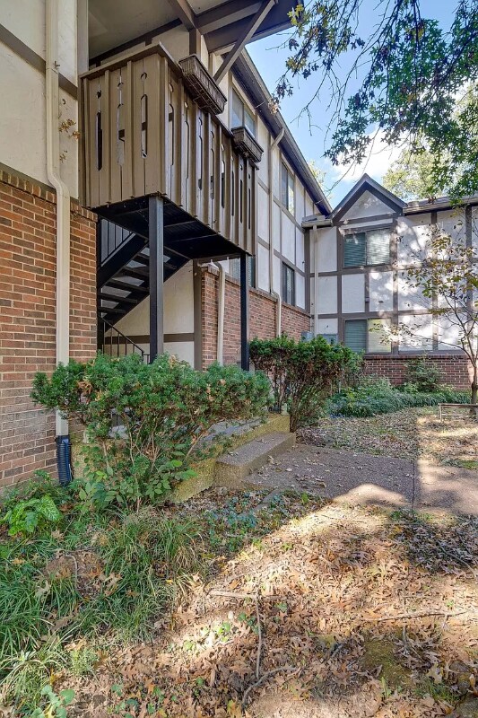 Building Photo - 5304 Edmondson Pike