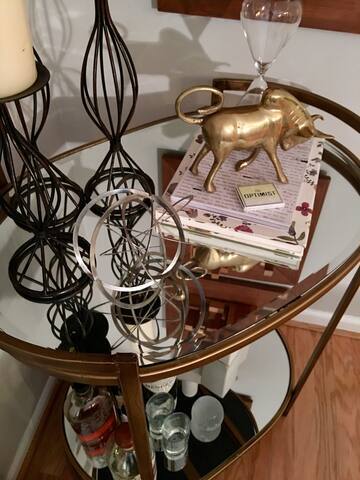 Building Photo - 1445 Monroe Dr NE