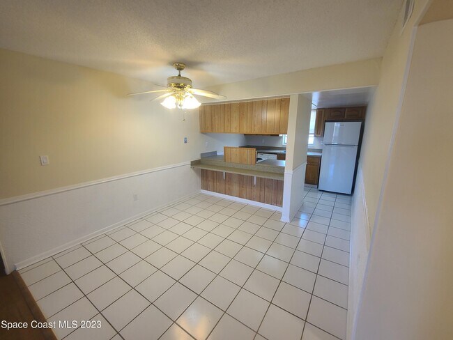 Building Photo - 254 Ulster Ln