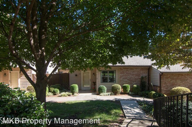 Building Photo - 2 br, 2 bath House - 307 Windward Dr.