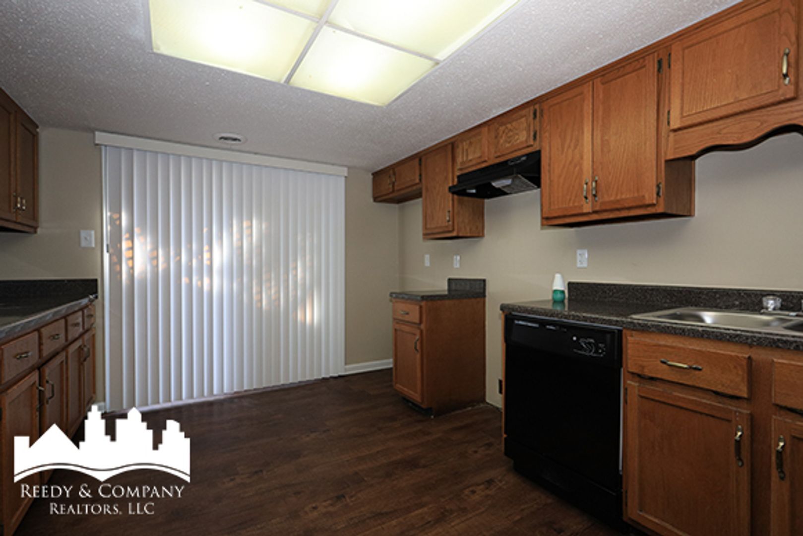 Building Photo - 6760 Racquet Club Dr