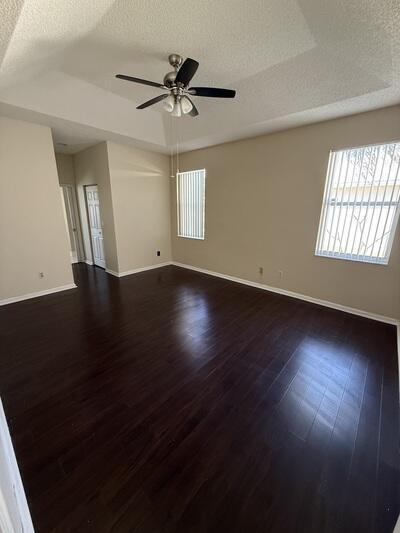 Building Photo - 10839 Madison Dr