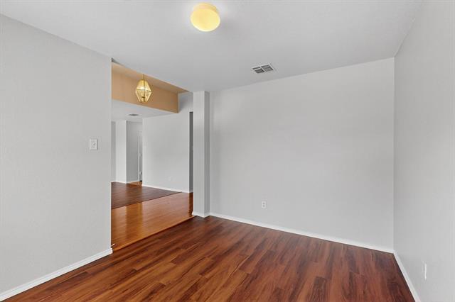Building Photo - 1115 Buckingham Dr