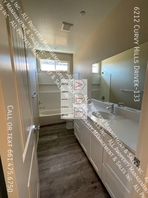 Building Photo - 6212 Curvy Hills Dr
