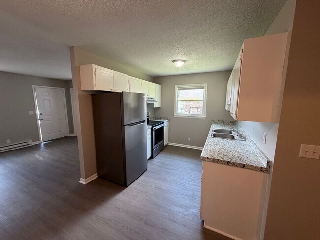Building Photo - 1 Bed 1 Bath Unit In Shelbyvillle